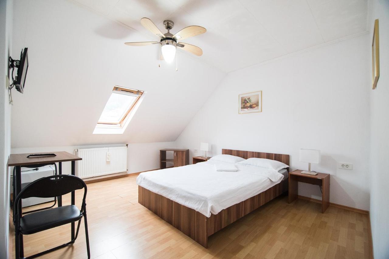 Transylvania Guest House Brasov Bagian luar foto