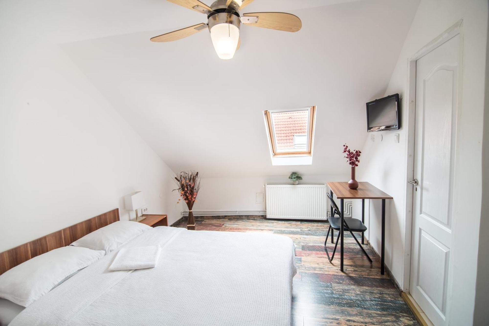 Transylvania Guest House Brasov Bagian luar foto